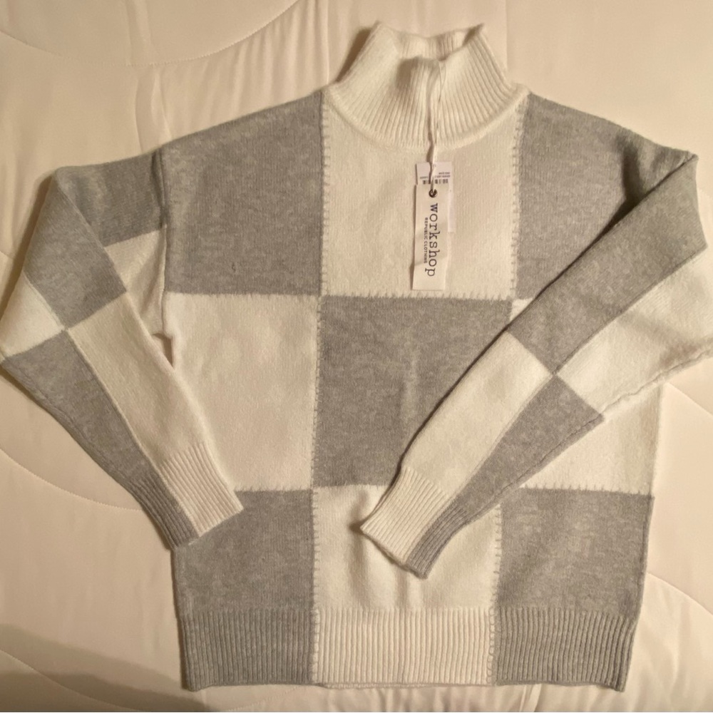 Workshop Republic Clothing Women’s Gray & White Mock-Neck Sweater